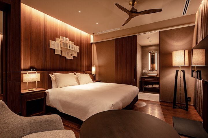 Room 17 of 137