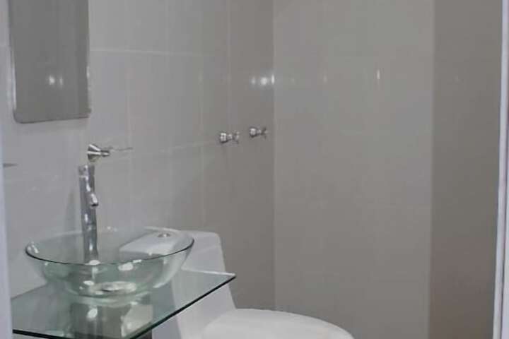 Room 12 of 18