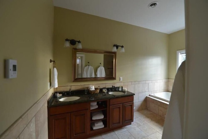 Room 20 of 20