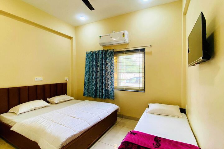 Room 15 of 25