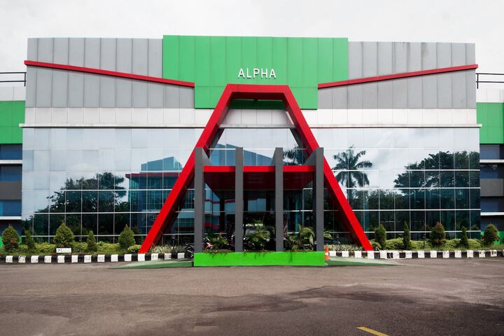 Collection O 3431 Hotel Alpha Bandara