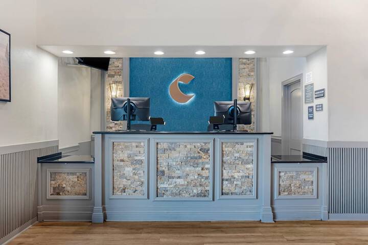 Lobby Photos