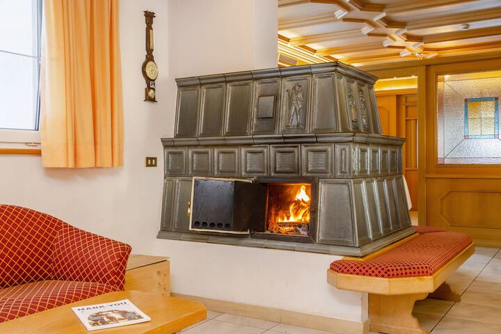 Hotel Interior 94 of 118