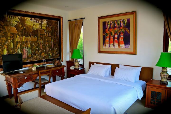 Room 5 of 40