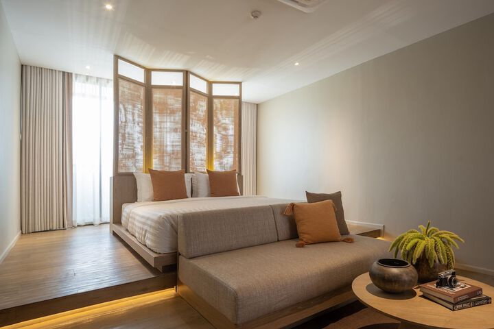Room 10 of 53