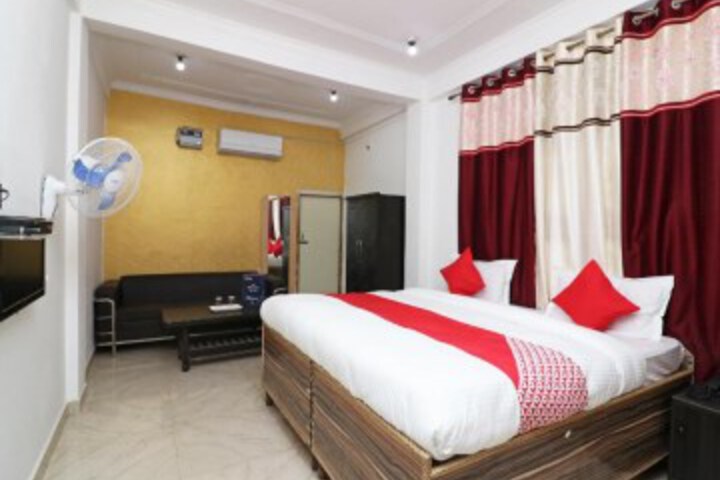SPOT ON 28051 Oxo Townhouse