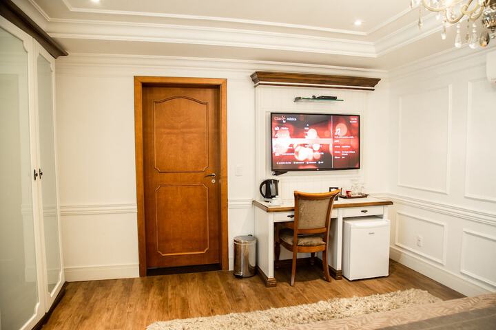 Room 65 of 138