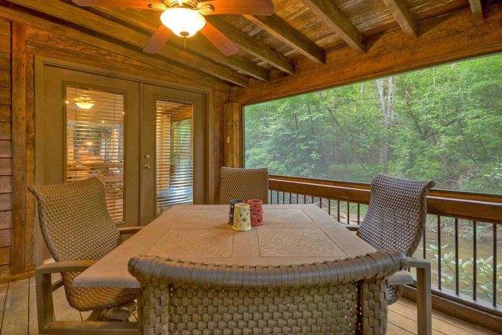 Terrace/Patio 6 of 17
