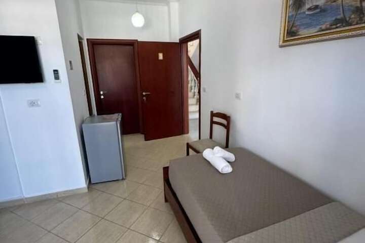 Room 29 of 59
