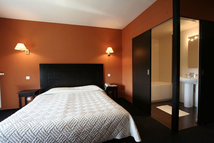 Room 26 of 67