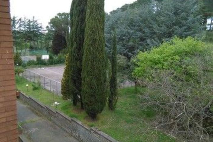 Property Grounds 70 of 76
