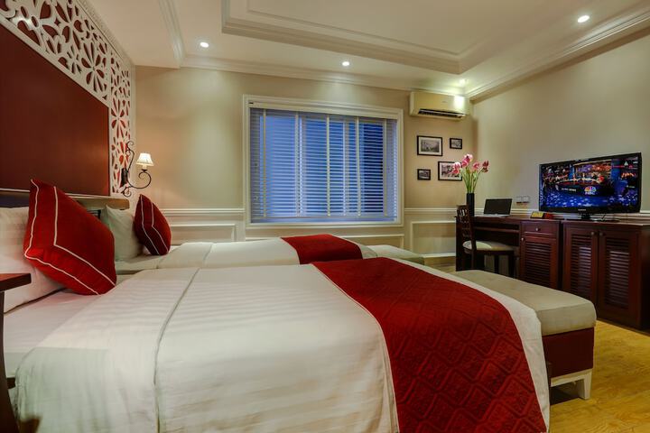 Room 20 of 34