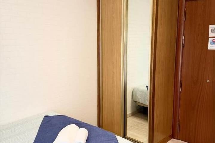 Room 4 of 23
