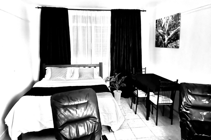 Room 4 of 21