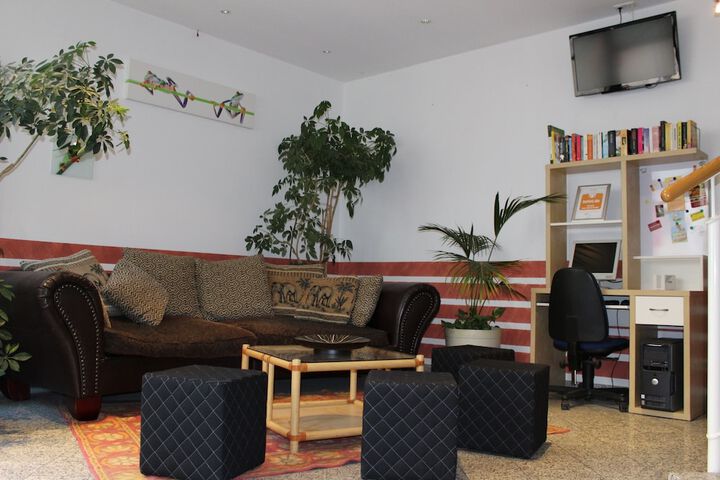 Entrance & Lobby