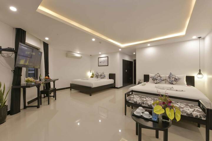 Room 46 of 143