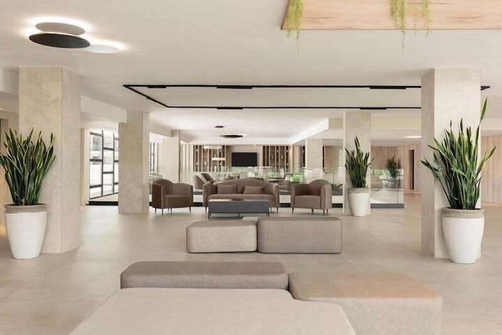Lobby Photos