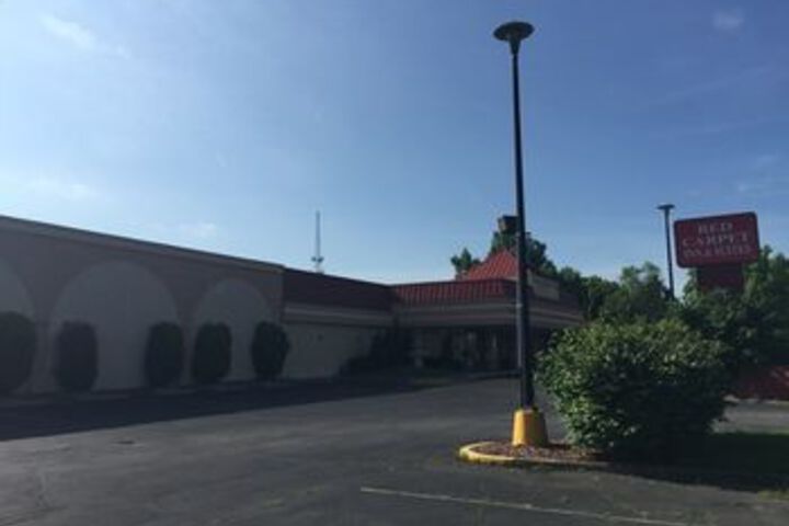 Hotel 7 of 19