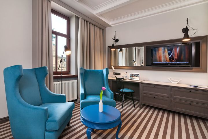 Room 14 of 52