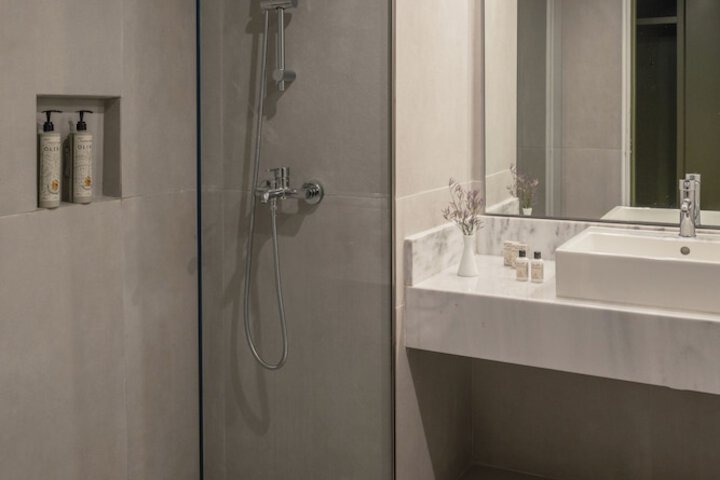 Clean Restrooms