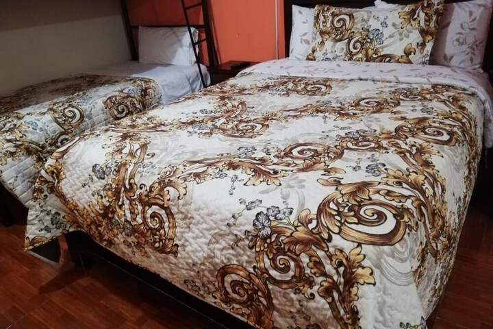 Room 17 of 51