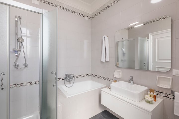 Bathroom Interior Photo