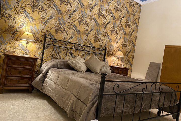 Room 10 of 41