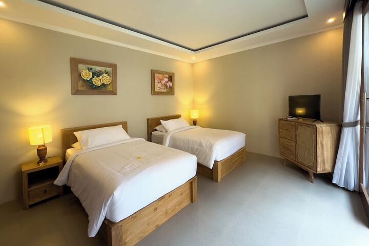 Room 7 of 81
