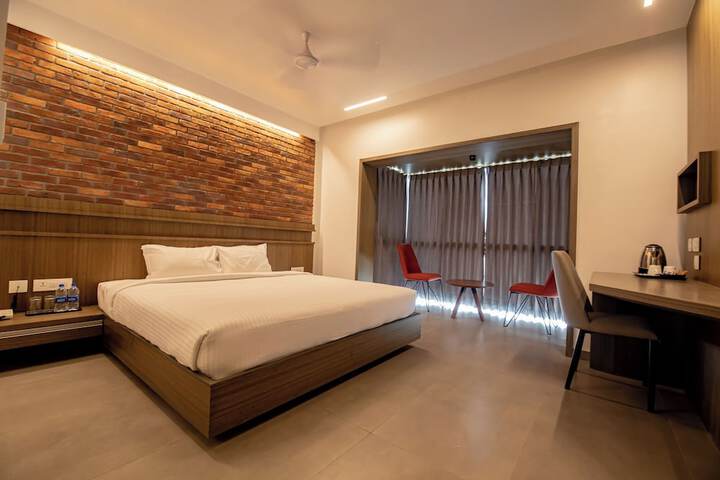 Room 3 of 14
