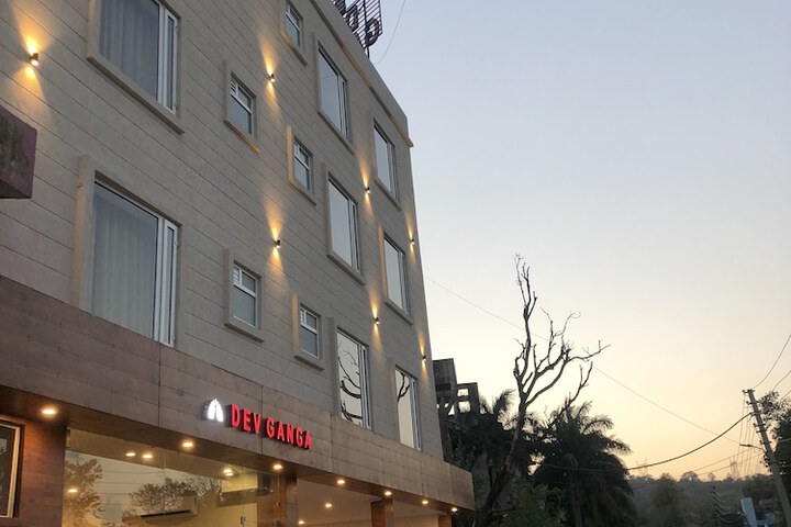 Hotel 32 of 35