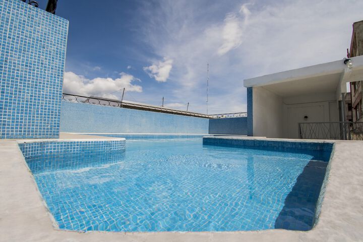 Pool 37 of 95