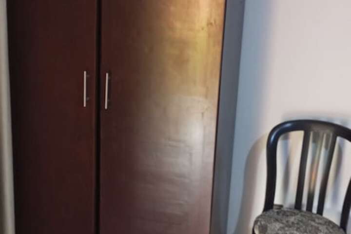 Room 6 of 34