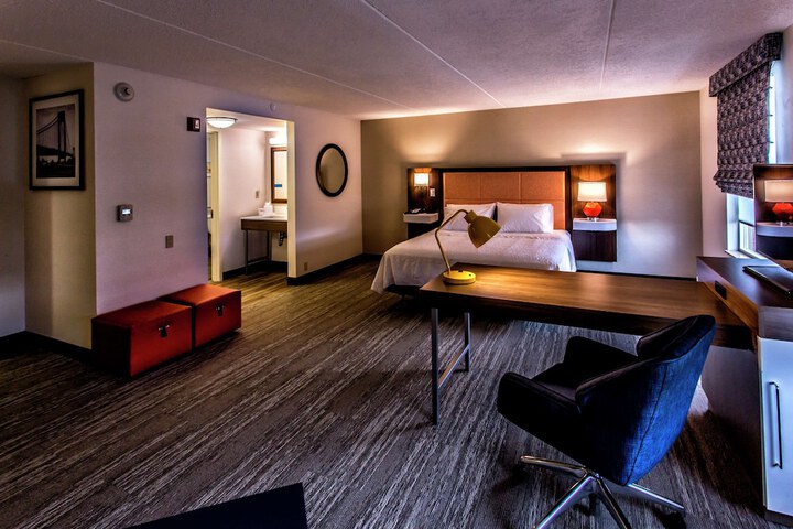 Room 13 of 45