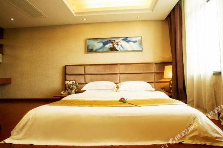 Mingdu Grand Hydro Hotel