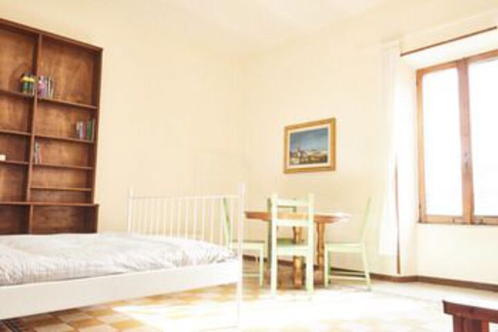 Room 6 of 26