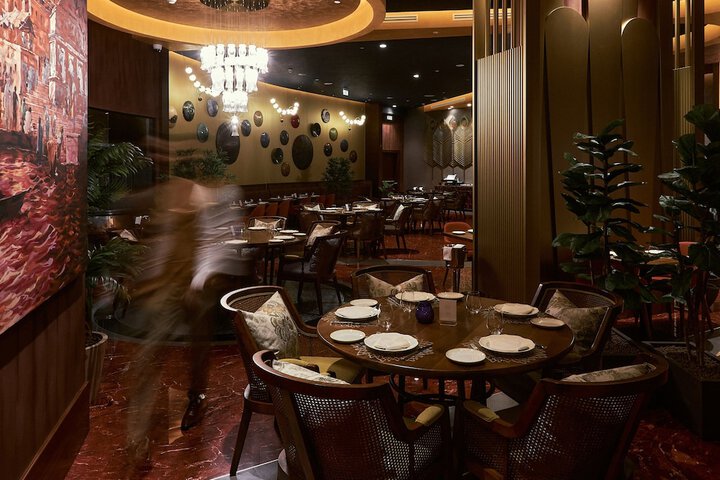 Dining 95 of 147