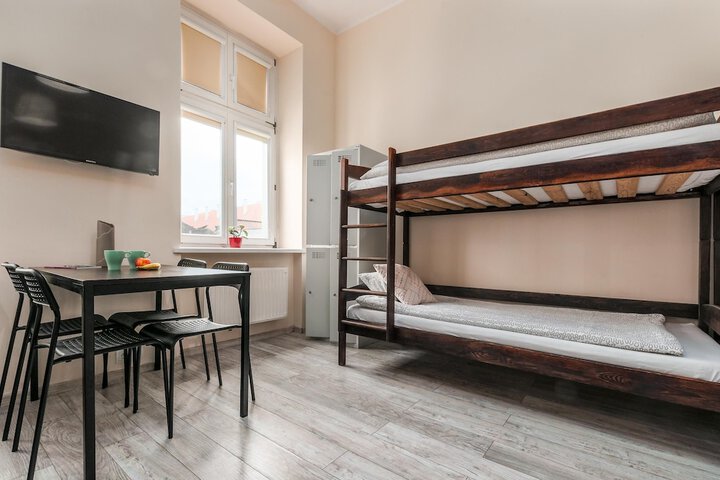 Room 75 of 76