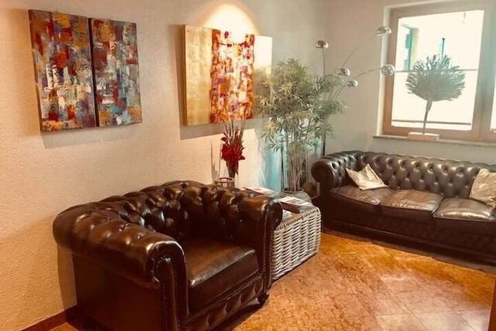 Entrance & Lobby