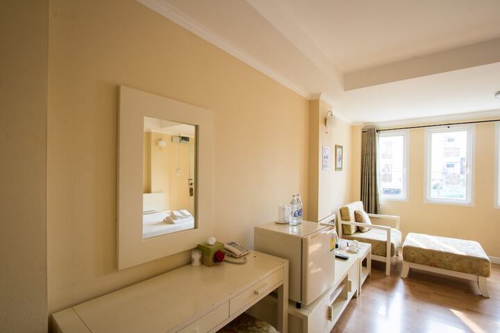 Room 14 of 86