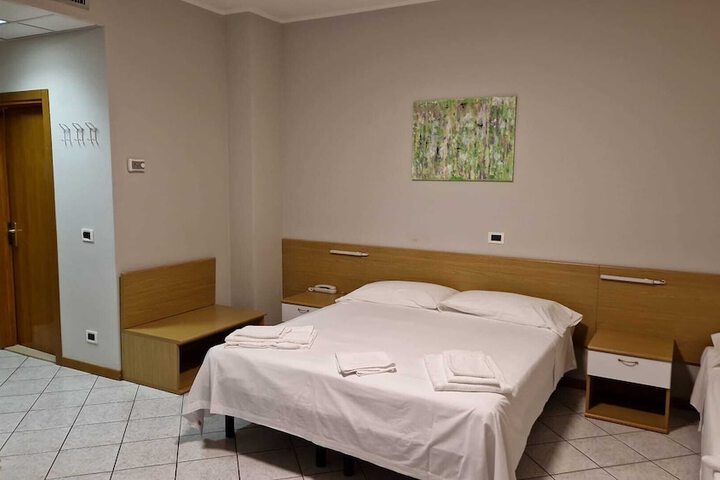Room 14 of 45