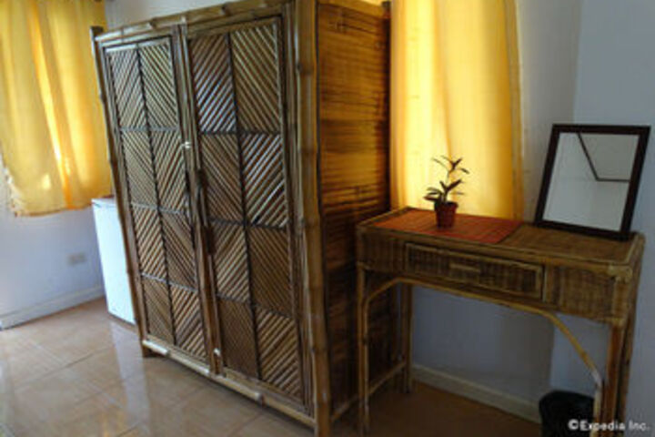 Room 46 of 63