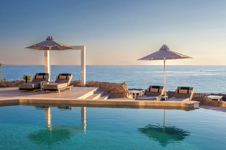 Exterior of Akrotiri Olympus Luxury Suites