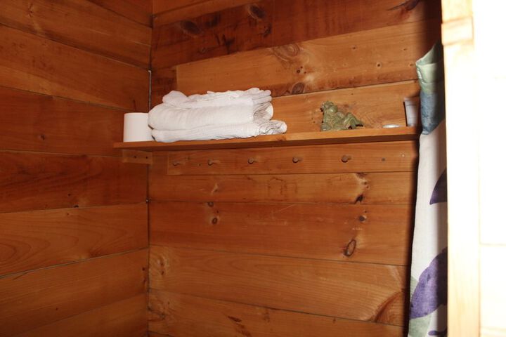 Room 73 of 128