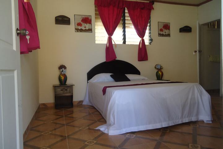 Room 9 of 40