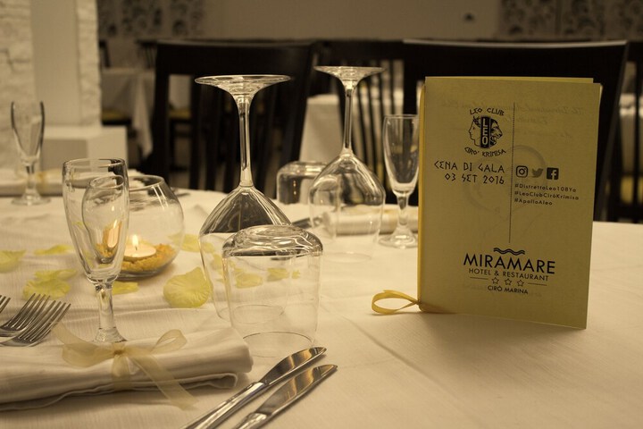 Dining 23 of 60