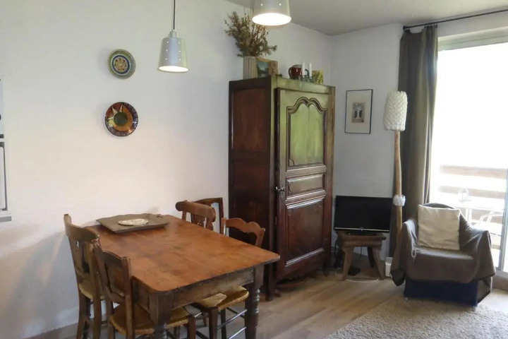 Room 3 of 13