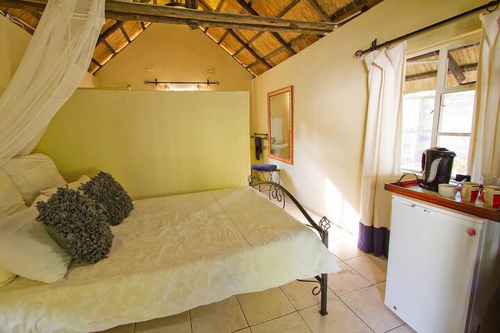 Room 5 of 27