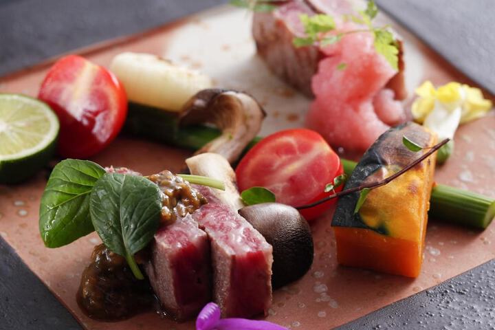 Dining Photos