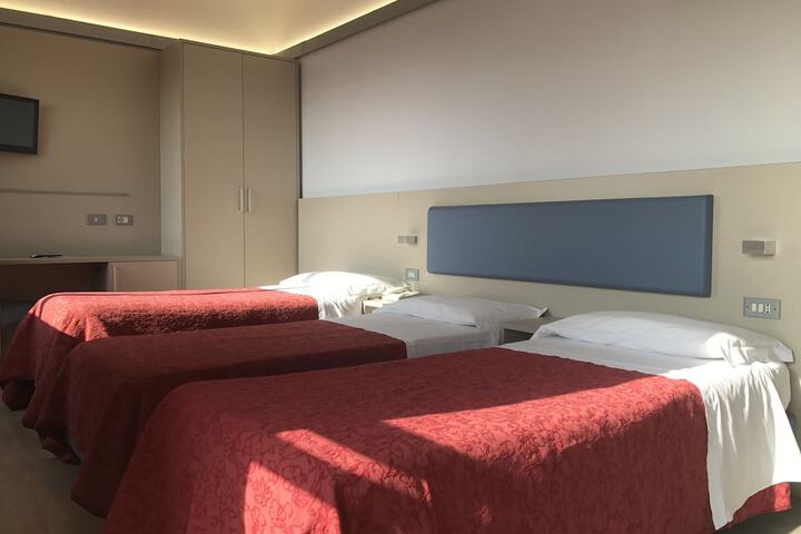 Room 13 of 41