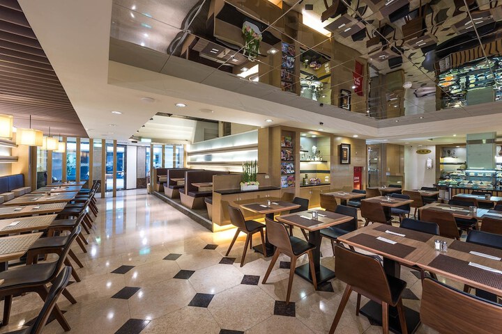 Dining Photos